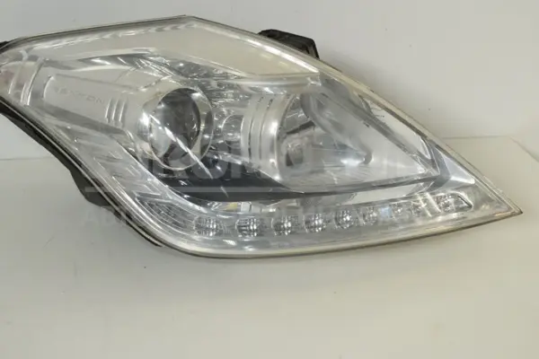 Правая фара SsangYong Rexton 2.2 XDI 2012-2017 83102-08C00 it-15107 Дизель - 2