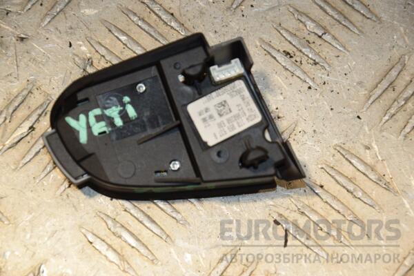 Кнопки руля левые Skoda Yeti 2009 3T0959537B 419406 - 2