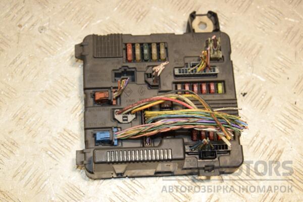 Блок предохранителей Renault Megane (II) 2003-2009 8200306032B 420715 euromotors.com.ua