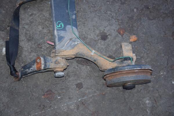 Балка задня в зборі під барабани без ABS 4-х торсійна. Renault Kangoo 1998-2008 420919 - 2