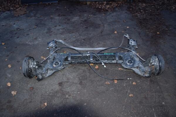Балка задня в зборі під барабани з ABS 2WD Renault Duster 2010 555016666R 420931 euromotors.com.ua