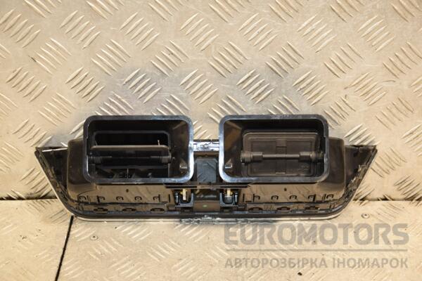 Дефлектор воздушный центральный Skoda Octavia (A7) 2013-2020 5E0820951A 421313 - 2