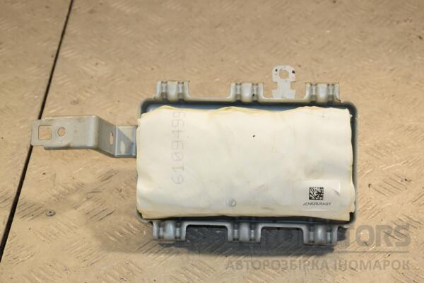 Подушка безопасности пассажир в торпедо Airbag Mazda 2 2014 421417 euromotors.com.ua