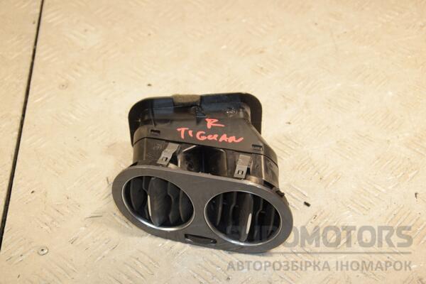Дефлектор воздушный правый VW Tiguan 2007-2016 5N0819710 421424 euromotors.com.ua