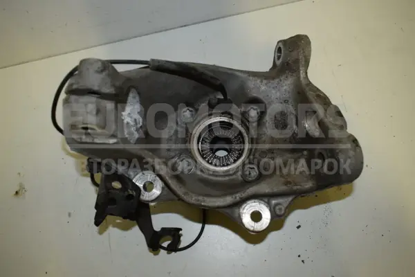 Левая передняя ступица BMW 1 3.0 (F20) 2010 198788-10 it-15213 Бензин euromotors.com.ua