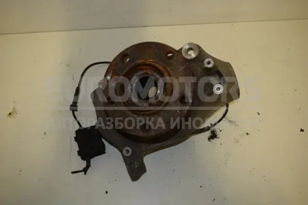 Передня права маточина BMW 1 3.0 (F20) 2010 198788-10 it-15215 Бензин - 2
