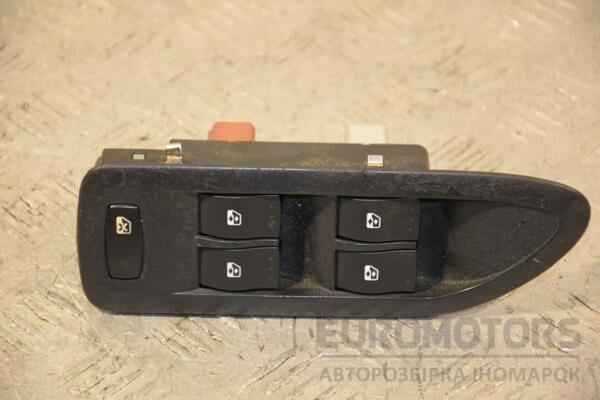 Блок управления стеклоподъемниками передний левый Renault Laguna (II) 2001-2007 8200397297 422256 euromotors.com.ua