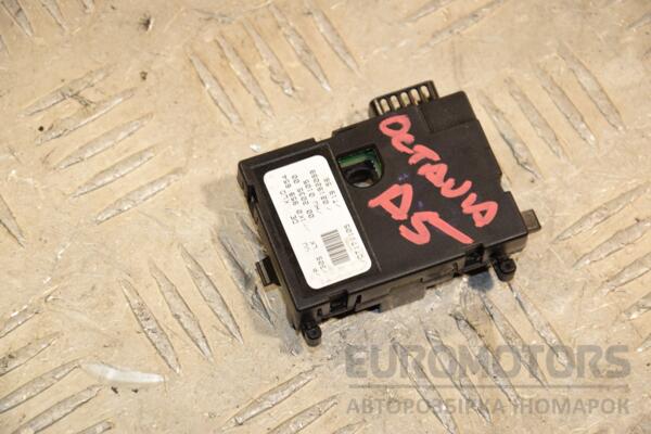 Датчик угла поворота руля Skoda Octavia (A5) 2004-2013 1K0959654 422551 euromotors.com.ua