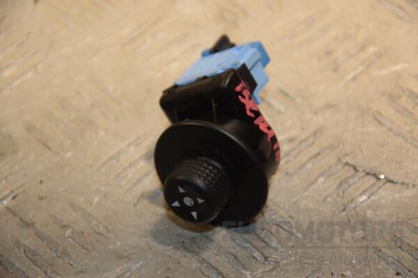 Кнопка регулировки зеркал Peugeot Partner 1996-2008 422555 euromotors.com.ua