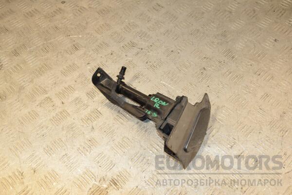 Форсунка омивача фари права 16- Seat Leon 2013 5F0955966A 422814 euromotors.com.ua
