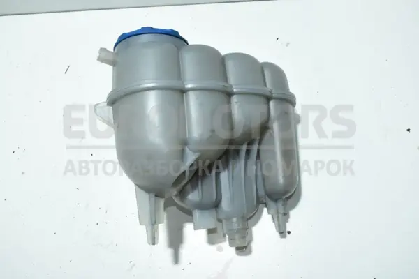 Бачок радіатора Audi A4 2.0 TDI S-Line (B9) 2015-2023 8W0121405E it-15312 Дизель - 2