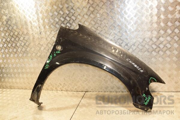 Крило переднє праве 04- (дефект) Chrysler Voyager 2000-2008 422997 euromotors.com.ua