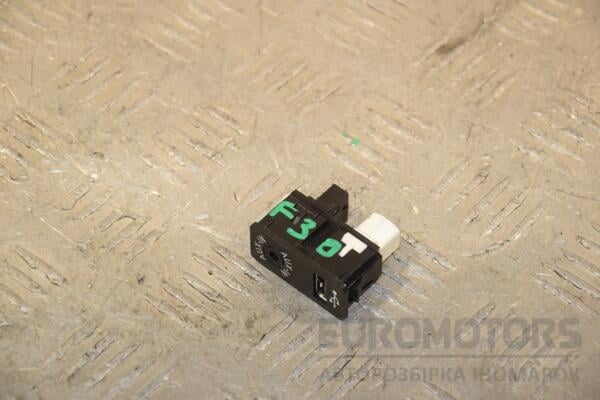 Разъём AUX USB BMW 3 (F30/F31) 2012-2019 84109229246 423368 euromotors.com.ua