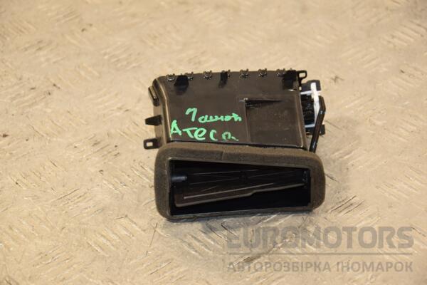 Дефлектор воздушный центральный левый Seat Ateca 2016 576819110A 423379 - 2