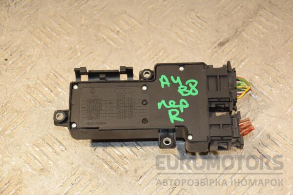 Блок керування сидінням передній правий Audi A4 (B8) 2007-2015 8K0959748C 423434 - 2
