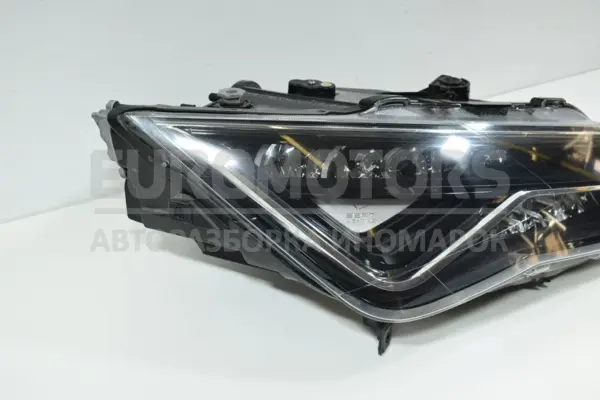 Правая фара Seat Leon 2.0 TDI 2013 5F1941008G it-15385 Дизель - 2