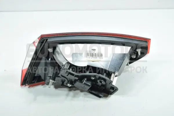 Ліва внутрішня фара Ford Galaxy 2.0L Duratorq DOHC 2006-2015 AM21-13A603AF it-15407 Дизель - 2