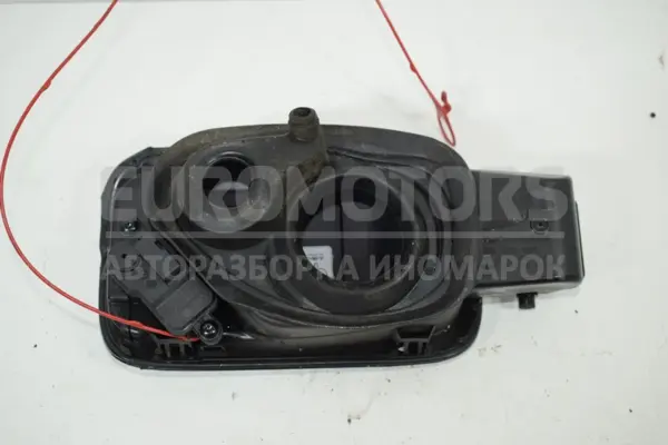 Лючок паливного бака Audi A4 2.0 TDI S-Line (B9) 2015-2023 8W0809906 it-15424 Дизель - 2