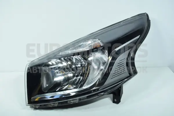 Ліва фара Renault Trafic 1.6 DCI 2014 260600500R it-15439 Дизель euromotors.com.ua
