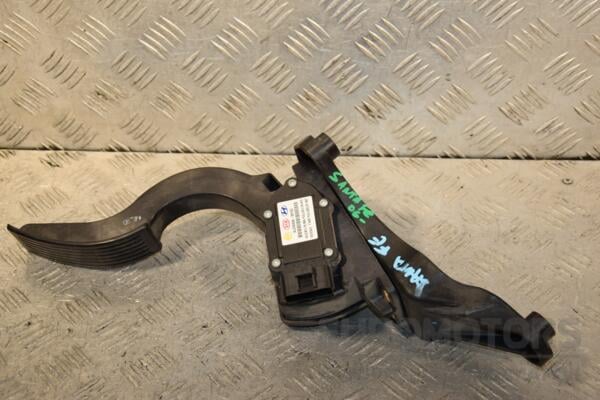 Педаль газа электр пластик Hyundai Santa FE 2.2crdi 2006-2012 327262B100 424843 euromotors.com.ua