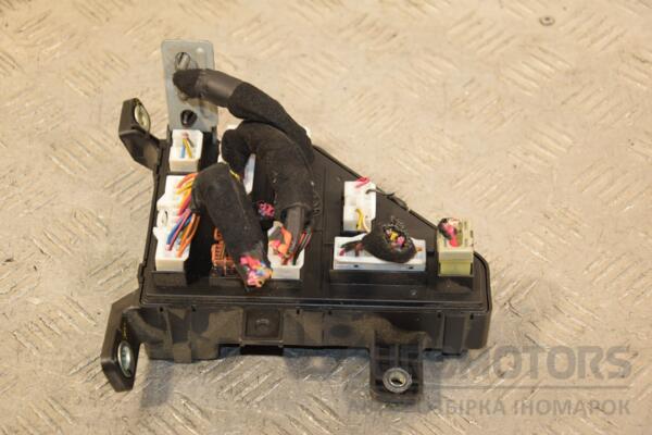 Блок предохранителей Hyundai Tucson 2004-2009 911102E001 426200 - 2