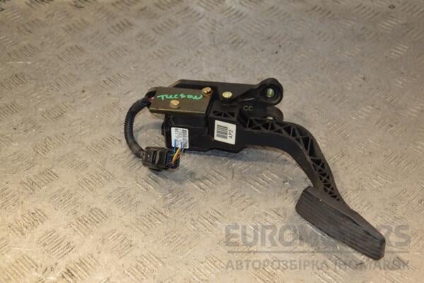 Педаль газу електрична пластик Hyundai Tucson 2.0crdi 2004-2009 426245 euromotors.com.ua