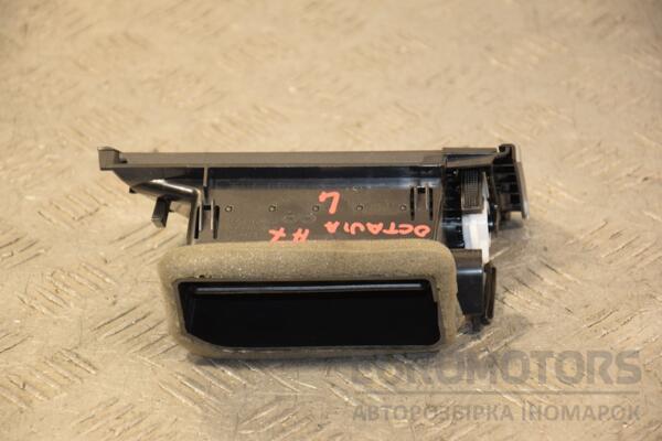 Дефлектор воздушный левый Skoda Octavia (A7) 2013-2020 5E0819701E 426365 - 2