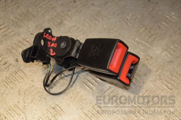 Переднатягувач ременя безпеки задній лівий Seat Leon 2013 8V0857739 426372 euromotors.com.ua