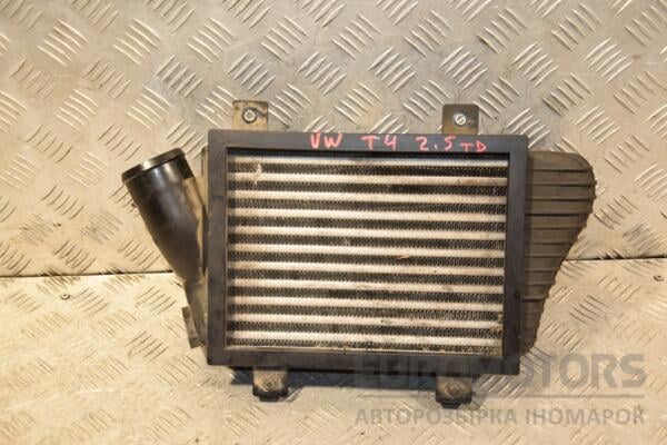 Радиатор интеркулера VW Transporter 2.5td (T4) 1990-2003 701145805B 426500 euromotors.com.ua