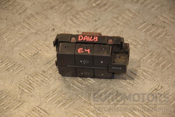 Блок кнопок (корректор фар) Iveco Daily (E4) 2006-2011 5801260581 427304 euromotors.com.ua