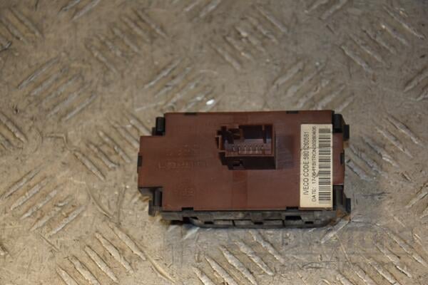 Блок кнопок (коректор фар) Iveco Daily (E4) 2006-2011 5801260581 427304 - 2
