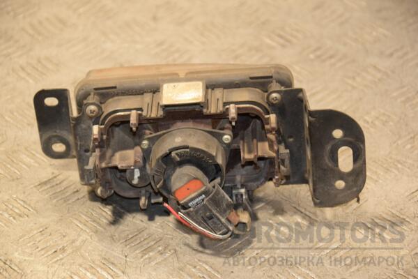 Фара противотуманная правая -04 Toyota Corolla (E12) 2001-2006 8121002051 427776 - 2