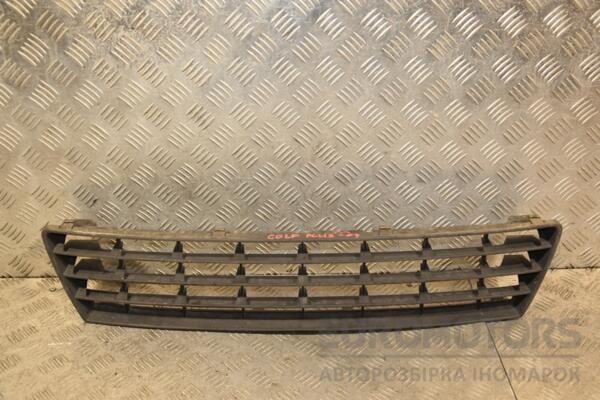 Решетка в бампер центральная -09 VW Golf Plus 2005-2014 5M0853677 427914 euromotors.com.ua