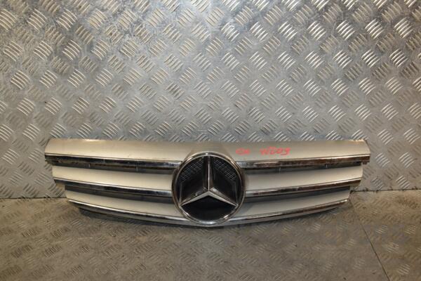 Решетка радиатора 05- Mercedes CLK (W209) 2002-2009 A2098800223 427976 euromotors.com.ua