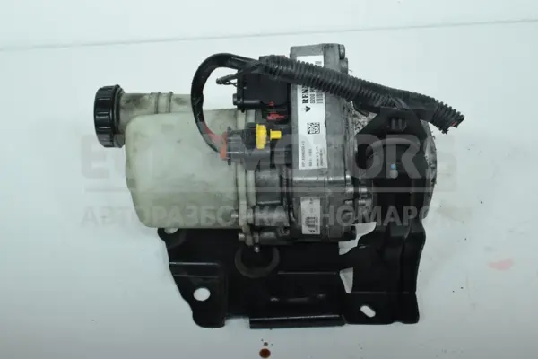 Насос гидроусилителя руля Renault Logan 1.5dCi 2014 8200963686 it-15551 Дизель - 2