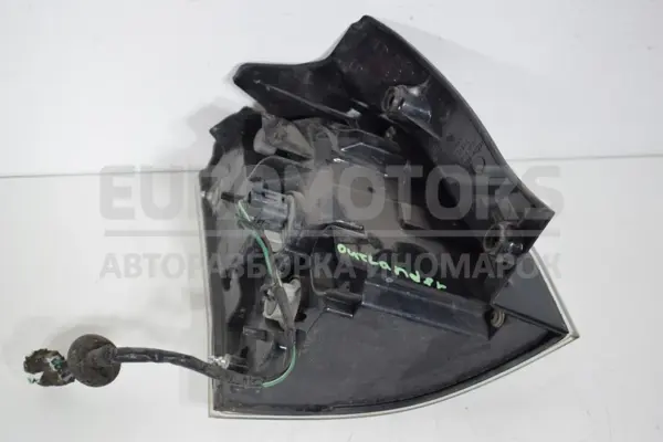 Правий задній ліхтар Mitsubishi Outlander XL 2.0 DCI-D 2006-2012 220-87813 it-15568 Дизель - 2