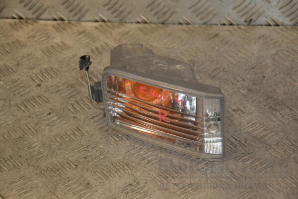 Поворотник правый Toyota Rav 4 2000-2005 428018 euromotors.com.ua