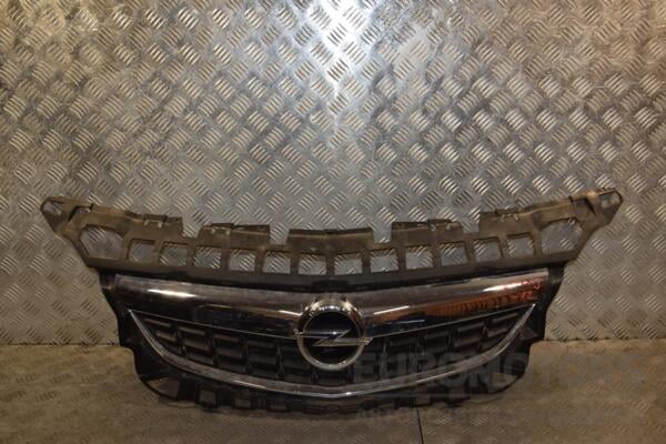 Решетка радиатора -12 Opel Astra (J) 2009-2015 13266577 428020 euromotors.com.ua