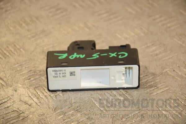 Кнопка склопідйомника передня права Mazda CX-5 2012 KD4566370 428093 - 2