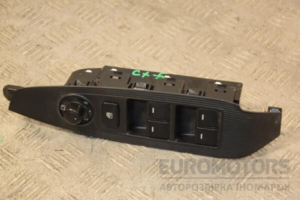 Блок управления стеклоподъемниками передний левый Mazda CX-5 2012 KD4766350 428212 euromotors.com.ua