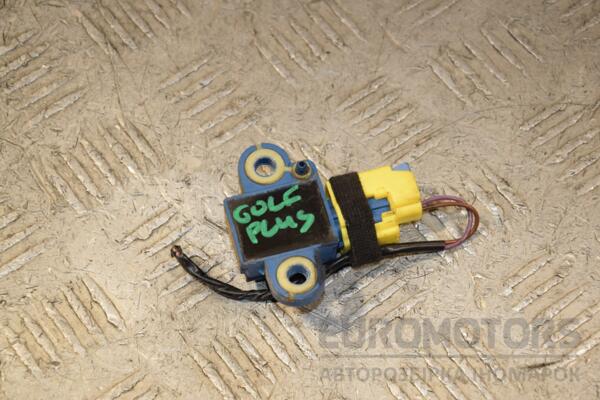Датчик удара Airbag VW Golf Plus 2005-2014 5M0955557 428239 euromotors.com.ua