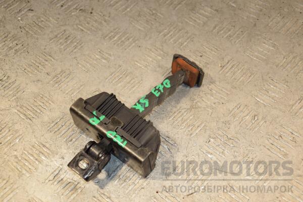 Ограничитель двери передний правый BMW X5 (E70) 2007-2013 428774 euromotors.com.ua