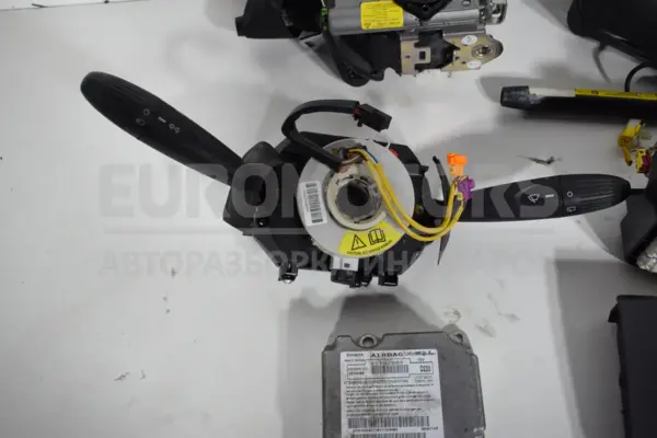 Повний комплект подушок безпеки + центральна панель приладів Fiat 500 1.2 2007 051783739 it-15593 Бензин - 2