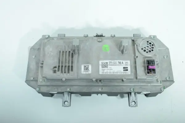 Цифровая приборная панель Seat Cupra Formentor 1.5tsi 2020-2024 5FA920790A it-15599 Бензин - 2