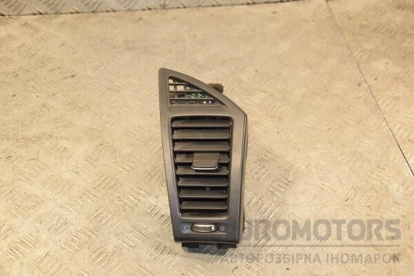 Дефлектор воздушный правый Hyundai i40 2011 429255 euromotors.com.ua