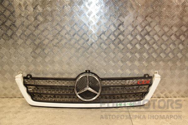 Решітка радіатора 00- Mercedes Sprinter (901/905) 1995-2006 A9018800385 429512 euromotors.com.ua