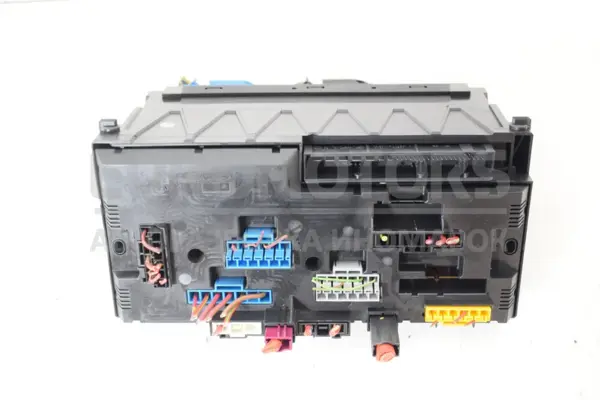 Блок запобіжників BMW 5 2.0 (F10/F11) 2009-2016 9252815 it-15789 Дизель - 2