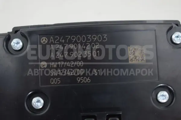 Управление мультимедийной системой автомобильной магнитолы Mercedes B-class 2.0cdi (W247) 2019 A2479003903 it-15864 Дизель - 3