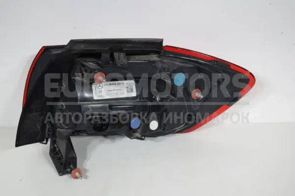 Левый светодиодный задний фонарь Mercedes B-class 2.0cdi (W247) 2019 A2479066500 it-15869 Дизель - 2