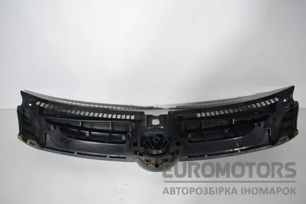 Решетка радиатора -09 VW Golf Plus 1.4 TSI 2005-2014 5M0853655A it-15970 Бензин - 2